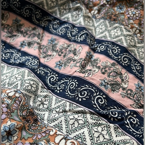 Bebop Pattern Dress - Picture 3 of 6